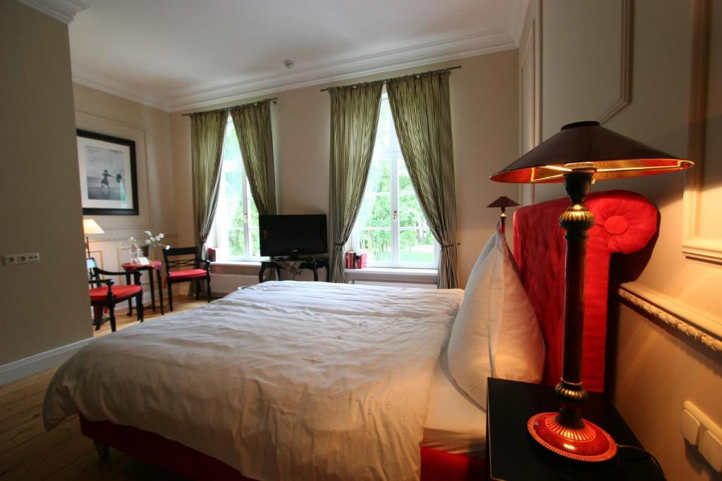 Hotel Hochzeitshaus آوريش الغرفة الصورة